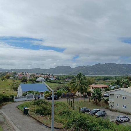 A 10Min De La Plage, Agreable Appartement Lumineux Le Robert Esterno foto