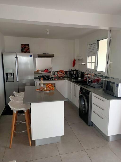 A 10Min De La Plage, Agreable Appartement Lumineux Le Robert Esterno foto