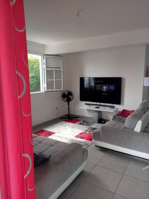A 10Min De La Plage, Agreable Appartement Lumineux Le Robert Esterno foto